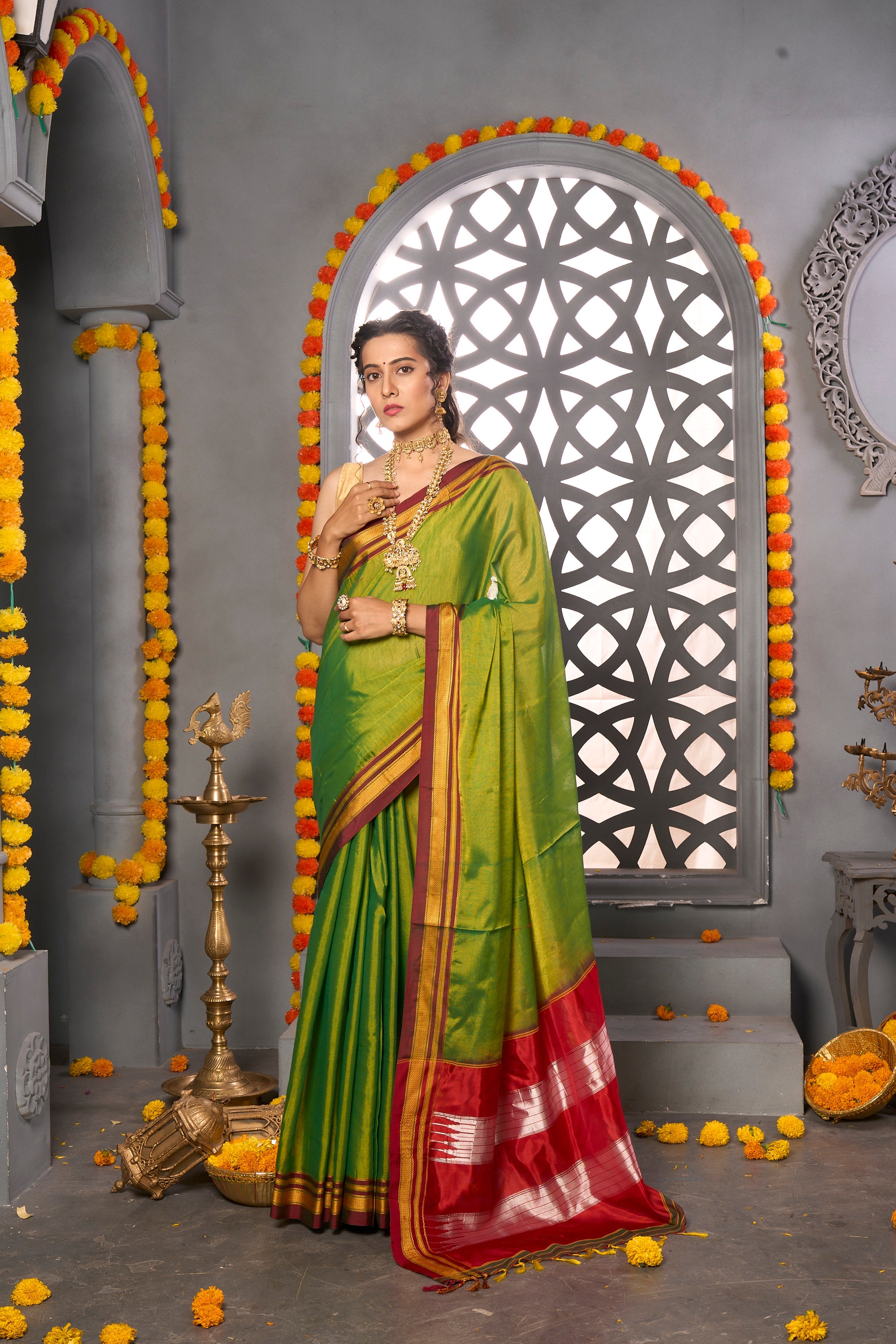 Buy Pewter Grey Linen Saree Nitaraa
