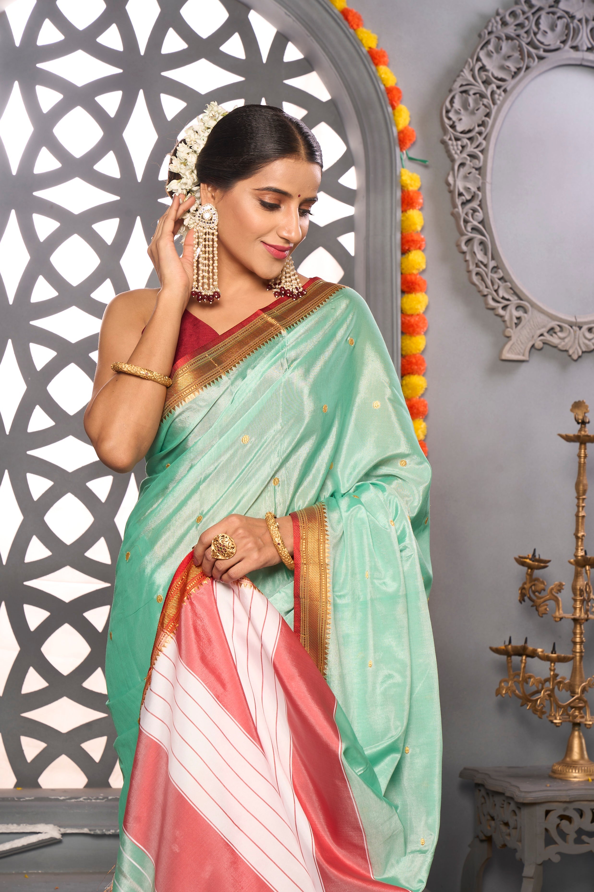 Buy Flamingo Pink Linen Saree Nitaraa