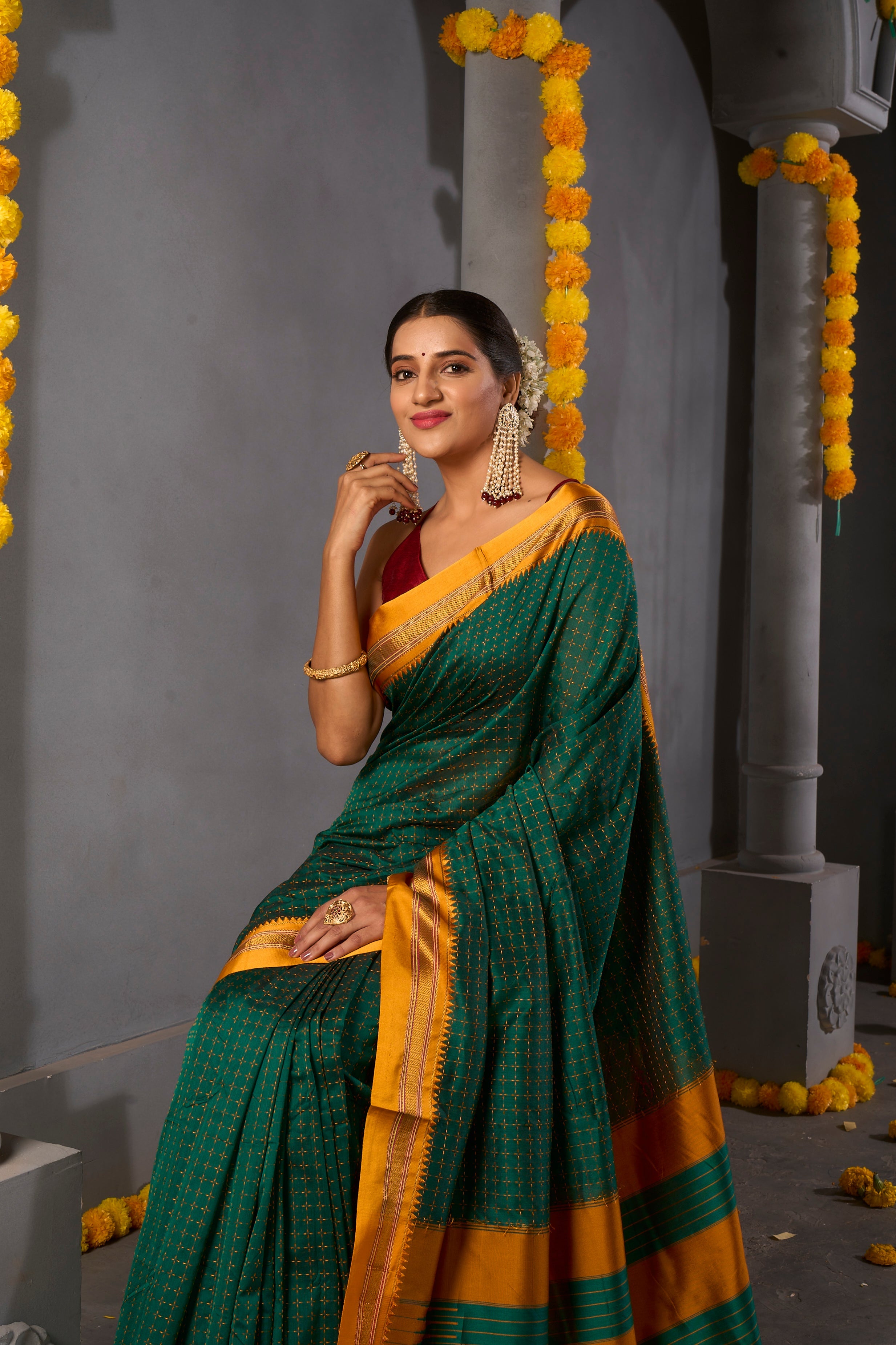 Buy Pearl White Banarasi Saree Nitaraa