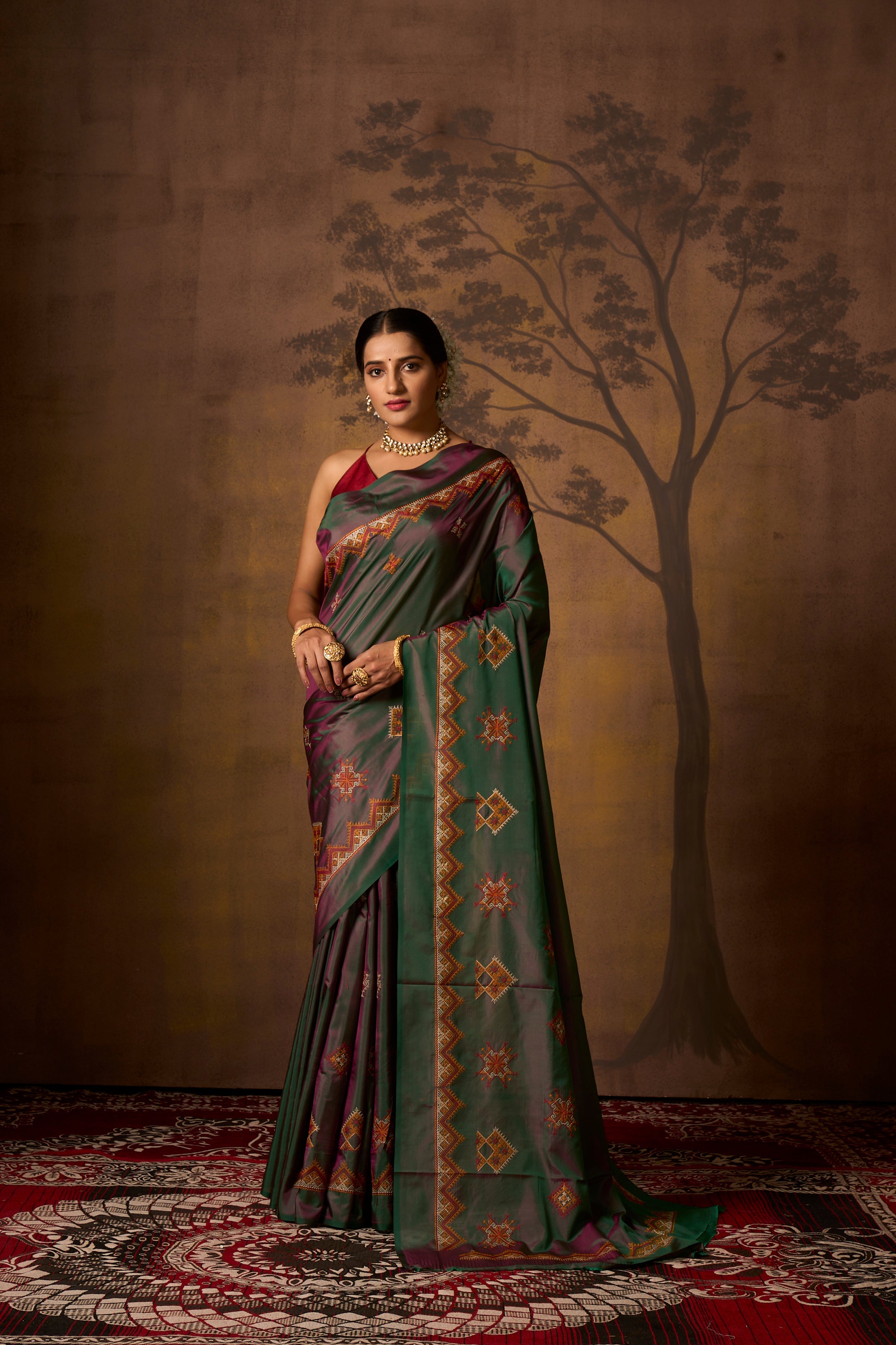 Buy Violet Banarasi Silk Blend Saree Nitaraa