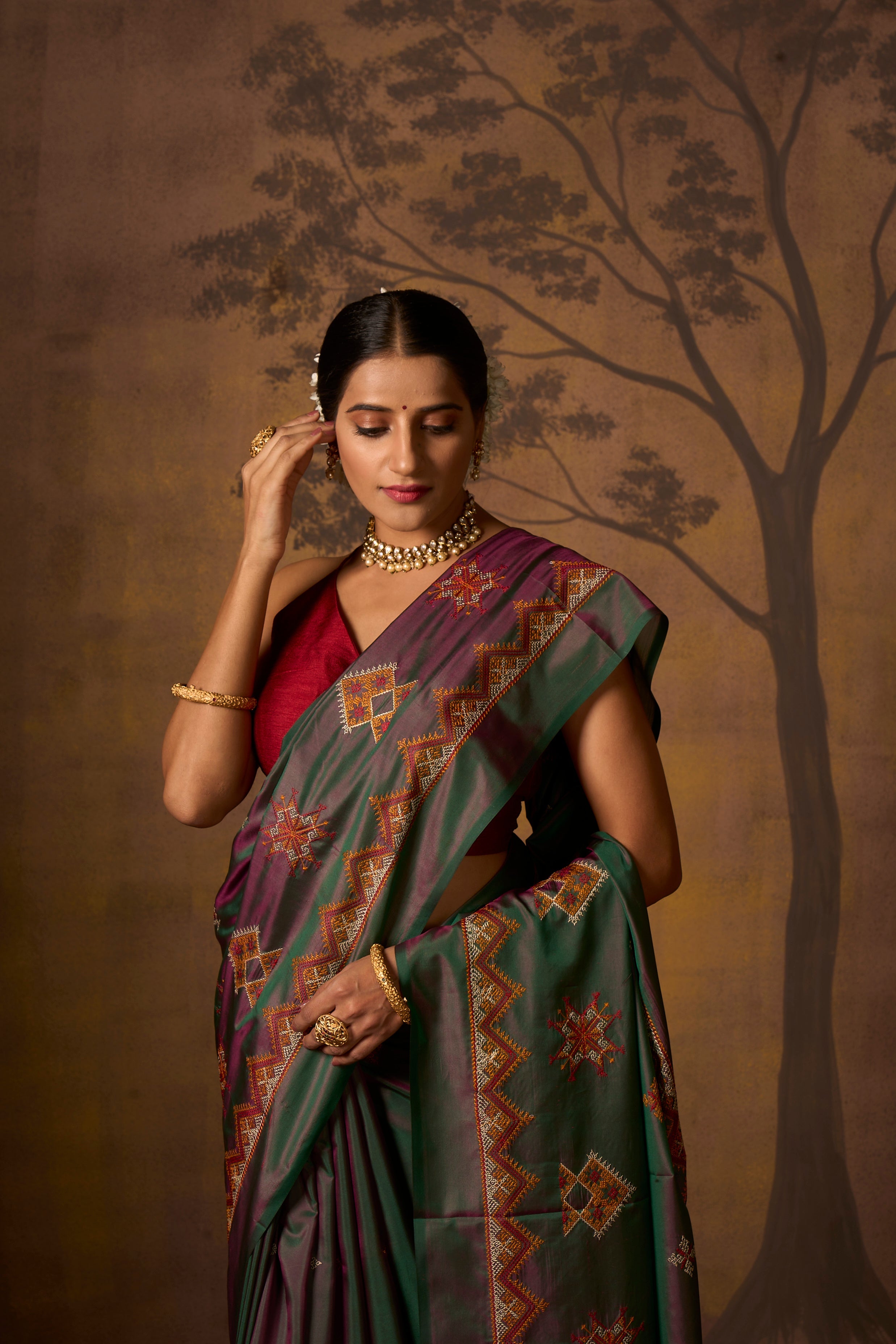 Buy Navy Blue Banarasi Silk Blend Saree Nitaraa