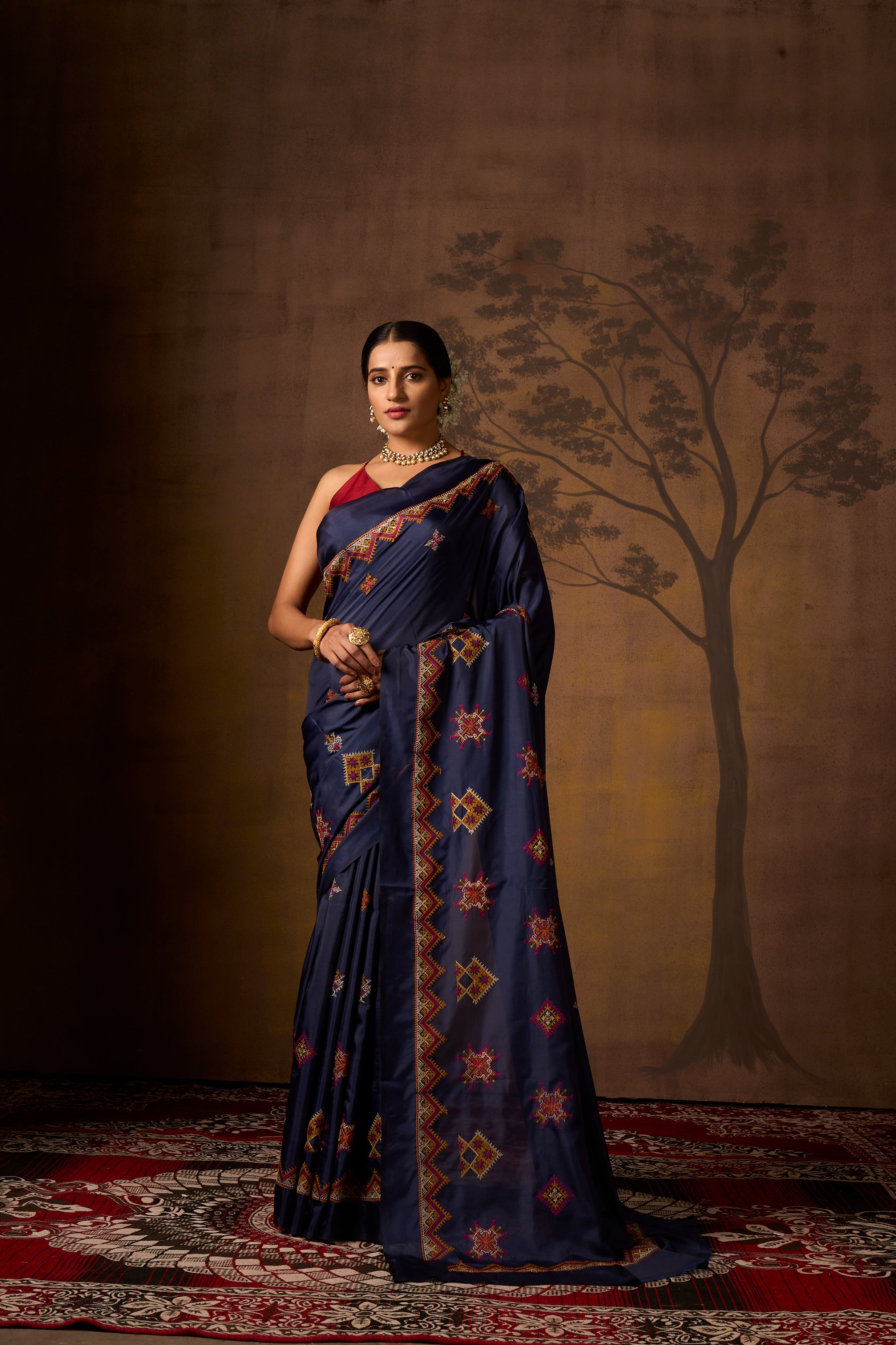 Buy Dark Green Patola Saree Nitaraa