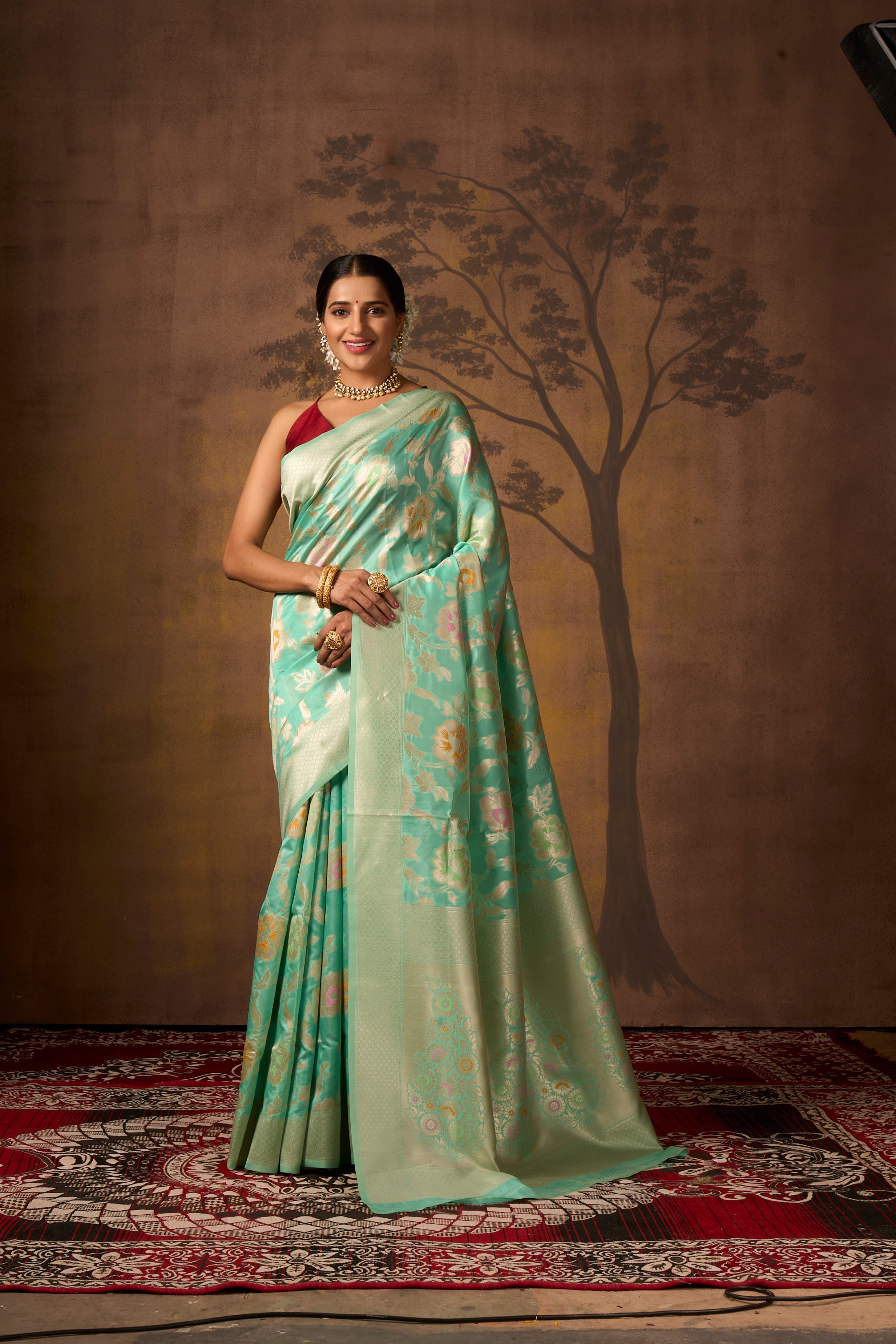 Buy Lime Green Banarasi Saree Nitaraa