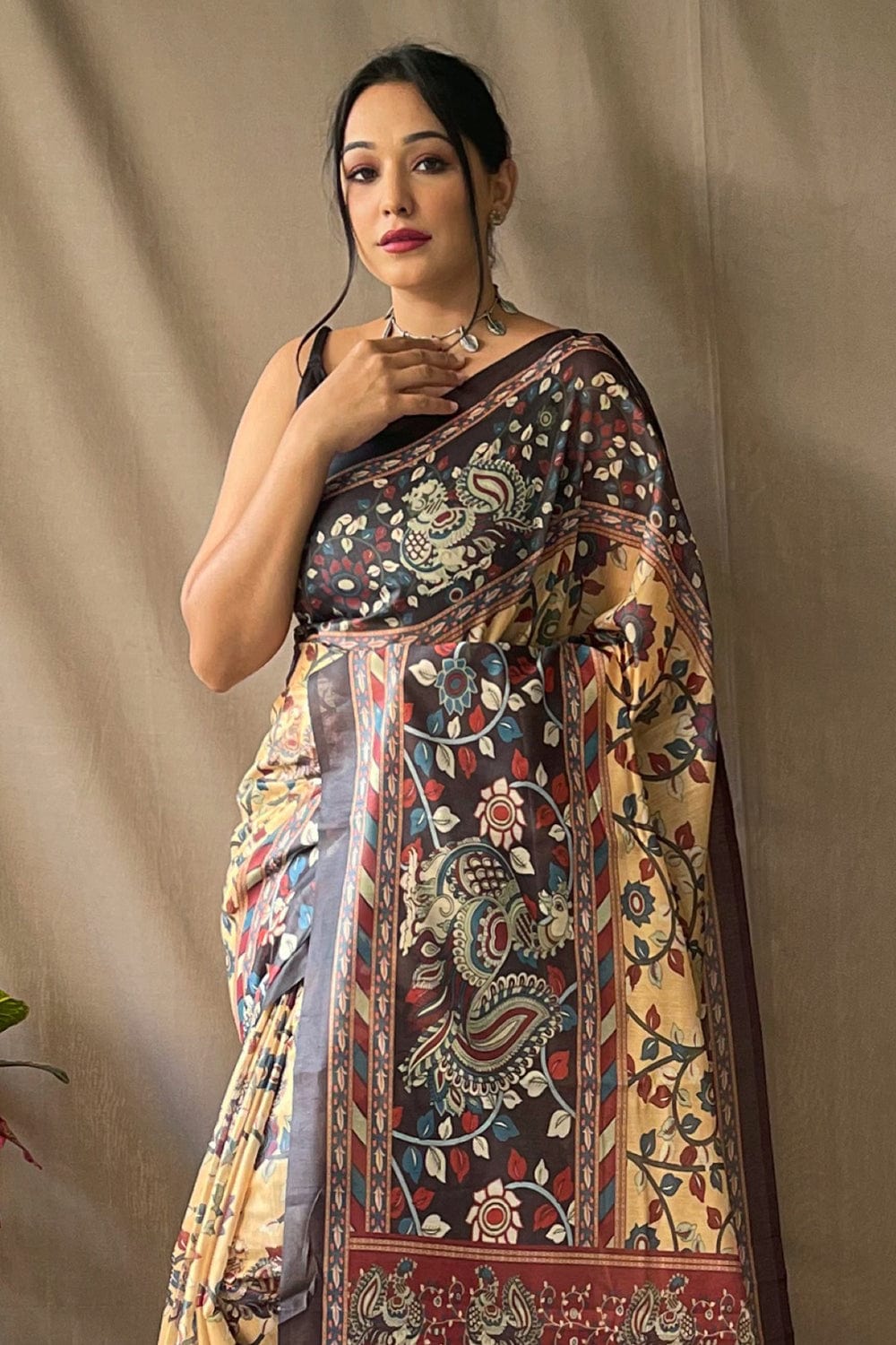 Buy Salmon Pink Banarasi Saree Nitaraa