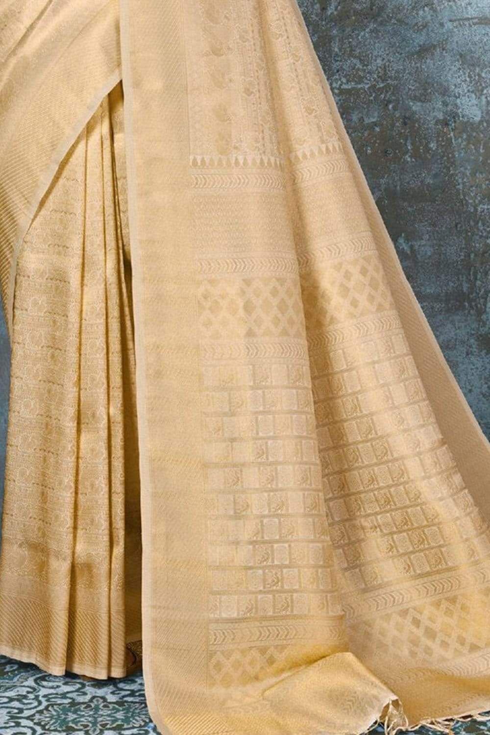 Buy Lime Green Patola Saree Nitaraa