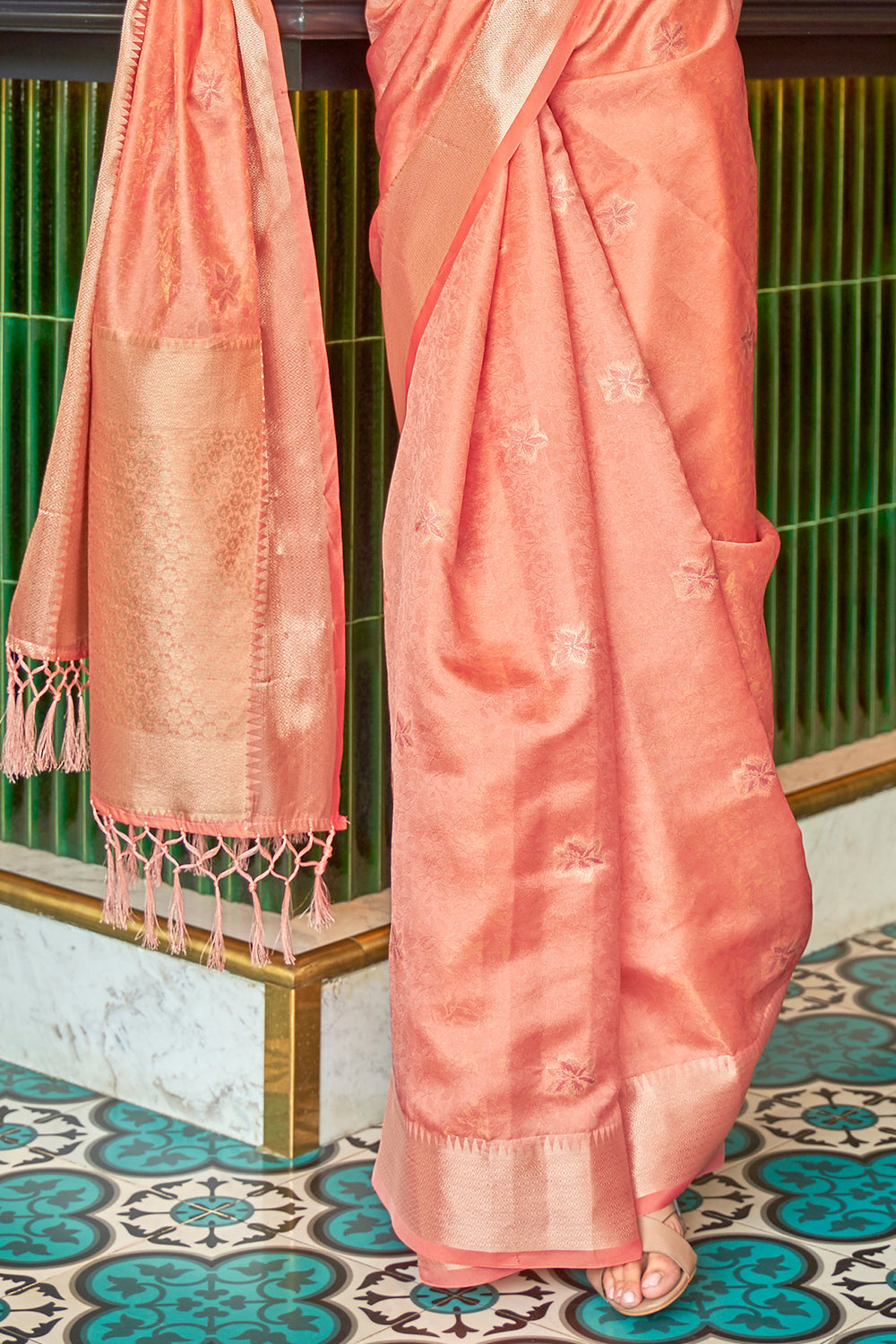 Buy Magenta Pink Zari Butta Saree Nitaraa