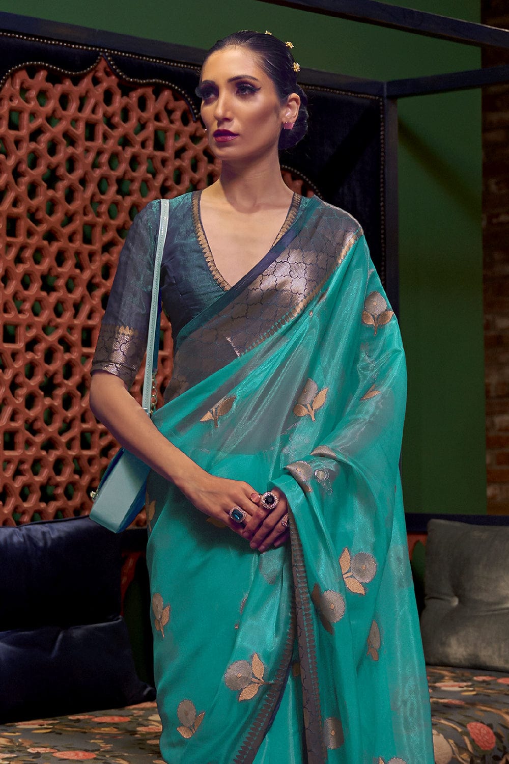 Buy Coral Pink Kanjivaram Saree Nitaraa