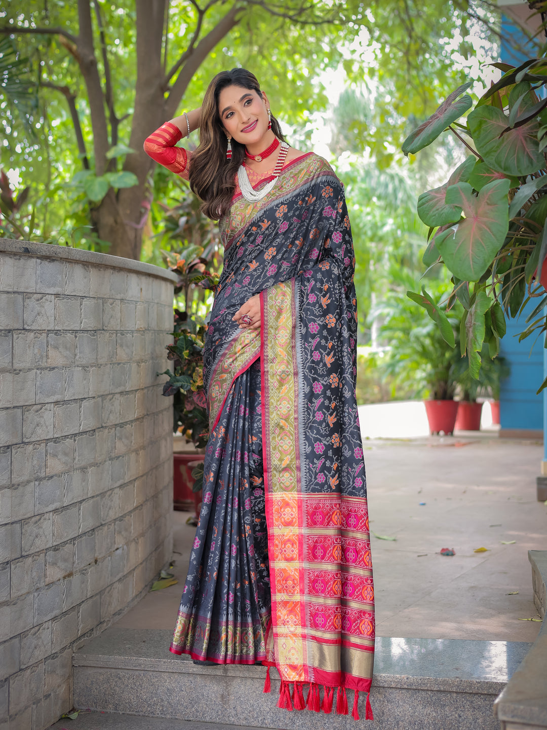 BLACK BANARASI PATOLA SOFT SILK