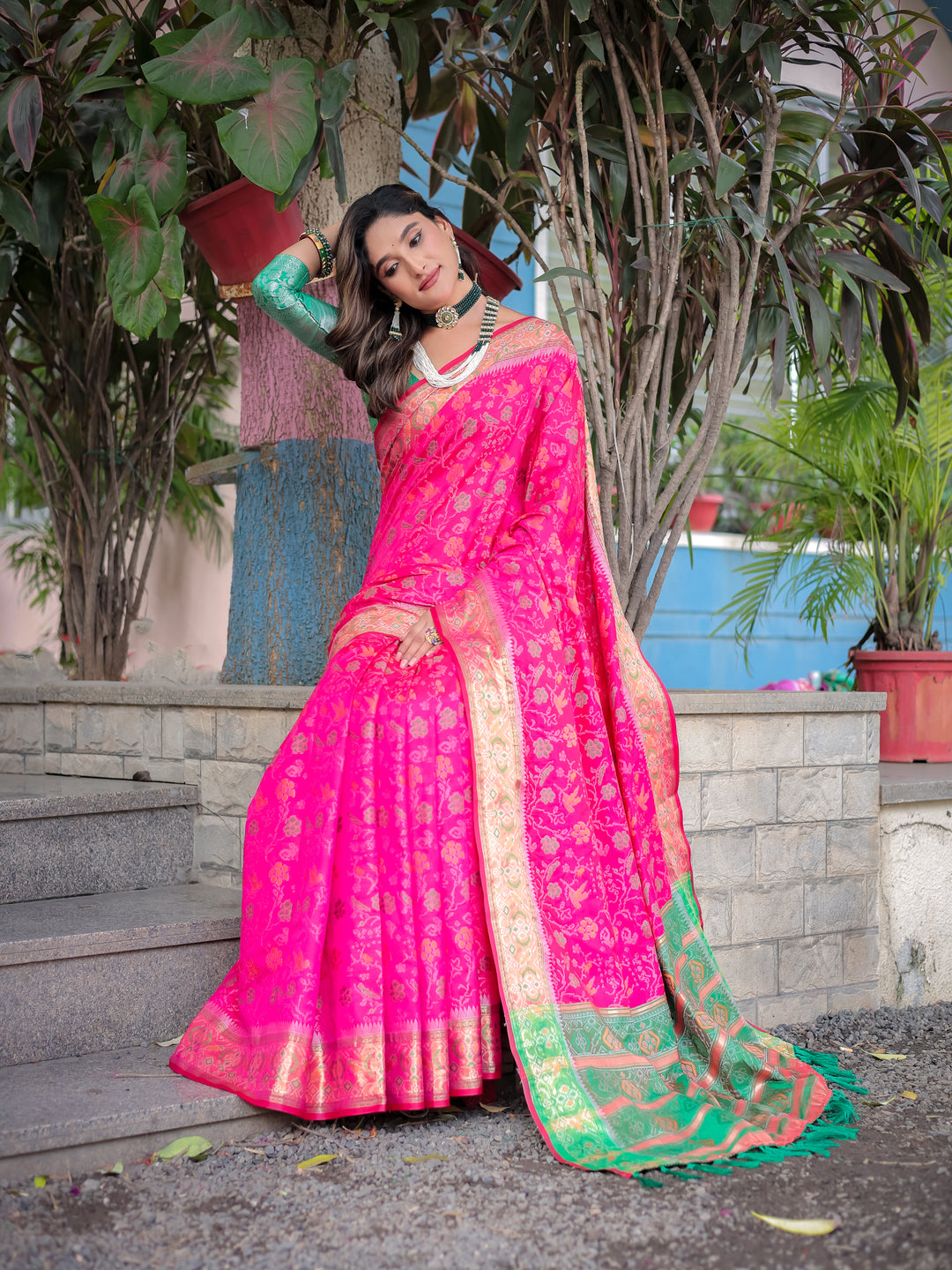 LIGHT PINK BANARASI PATOLA SOFT SILK