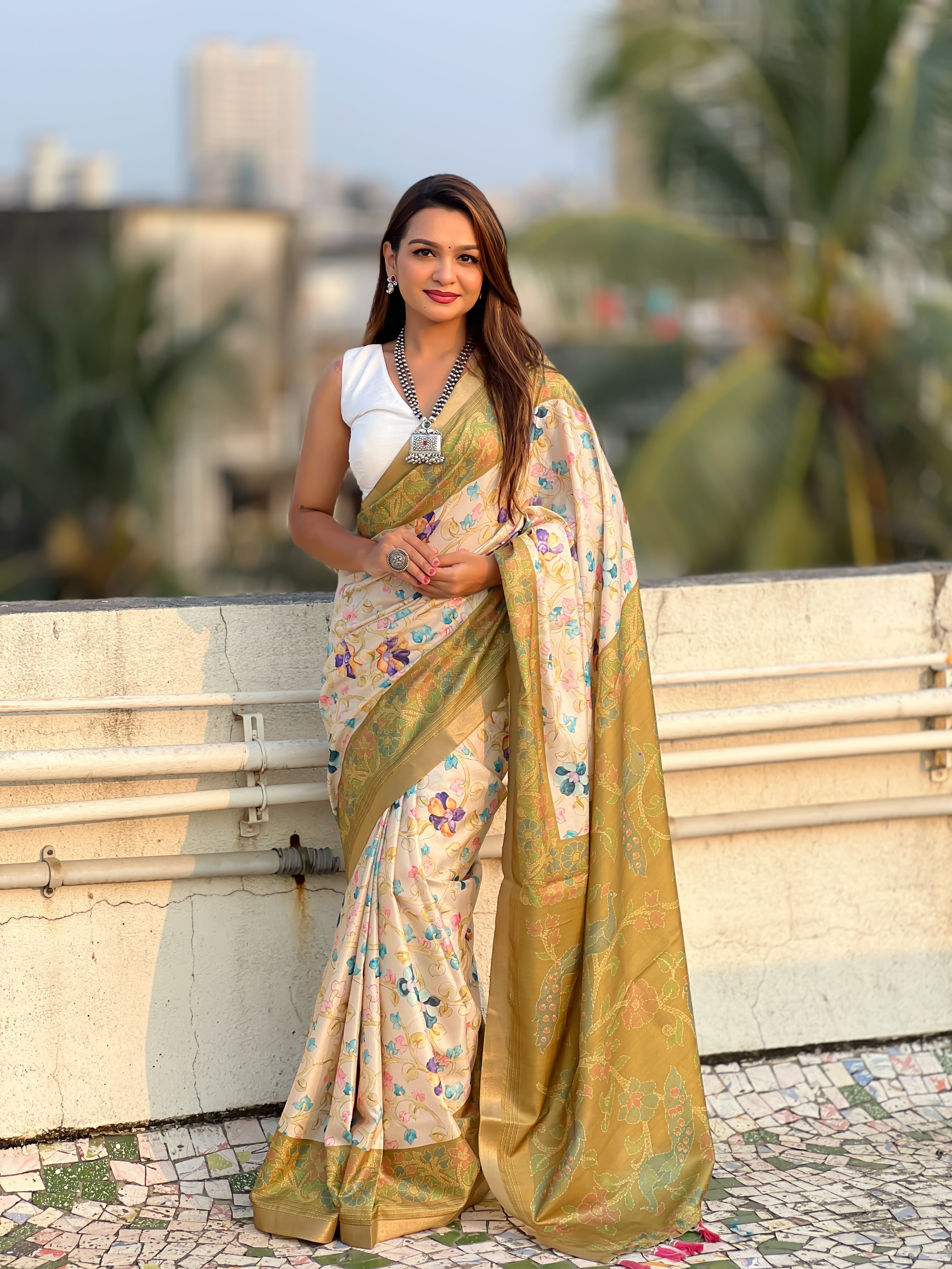 GREEN BANARASI SILK BLEND SAREE