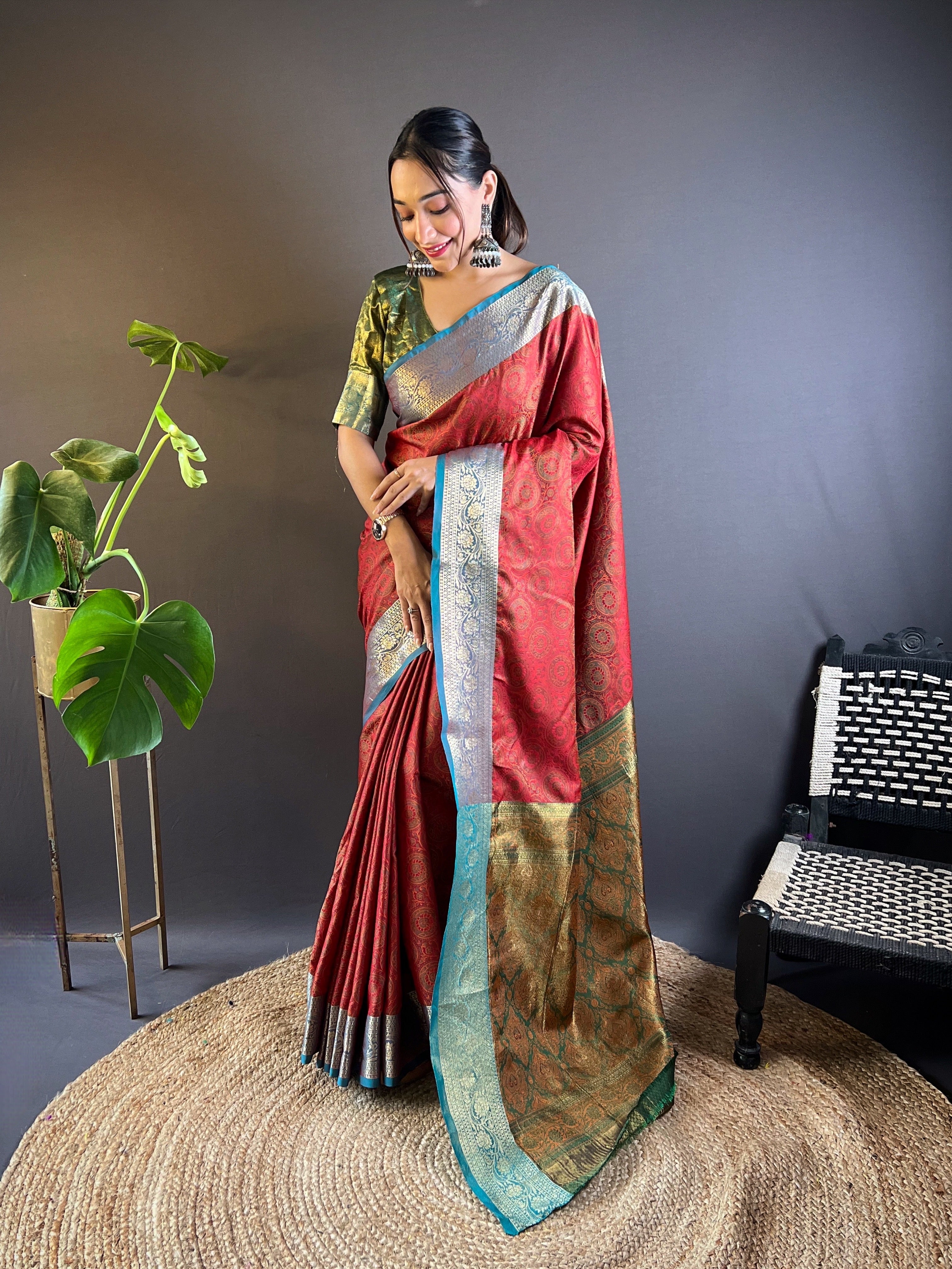 Red Kashmiri Banarasi Saree