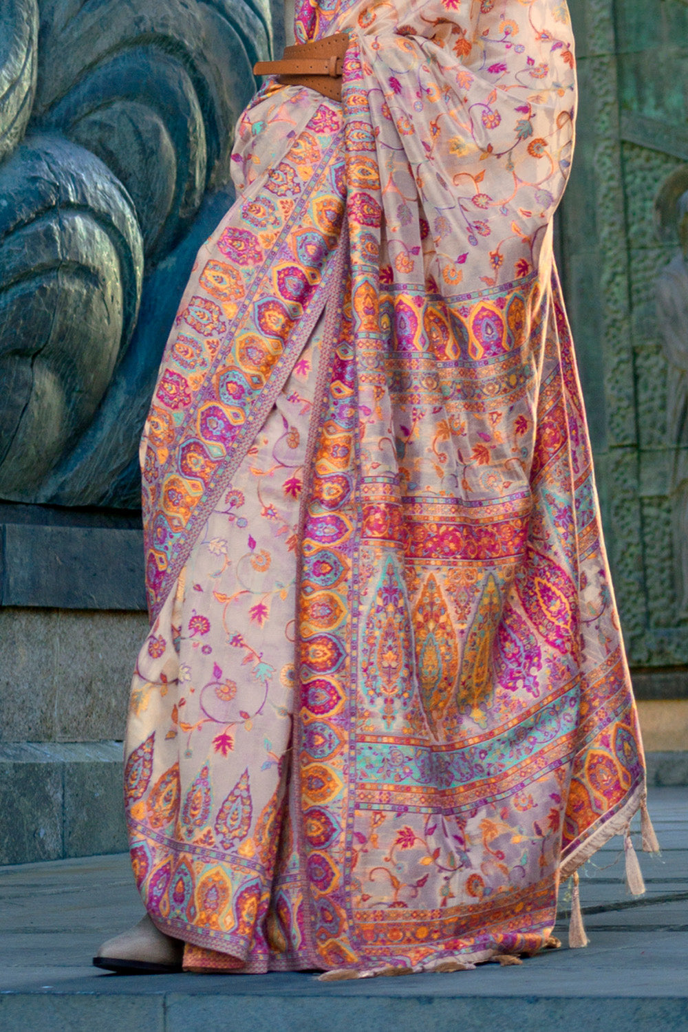 Buy Cornflower Blue Patola Saree Nitaraa
