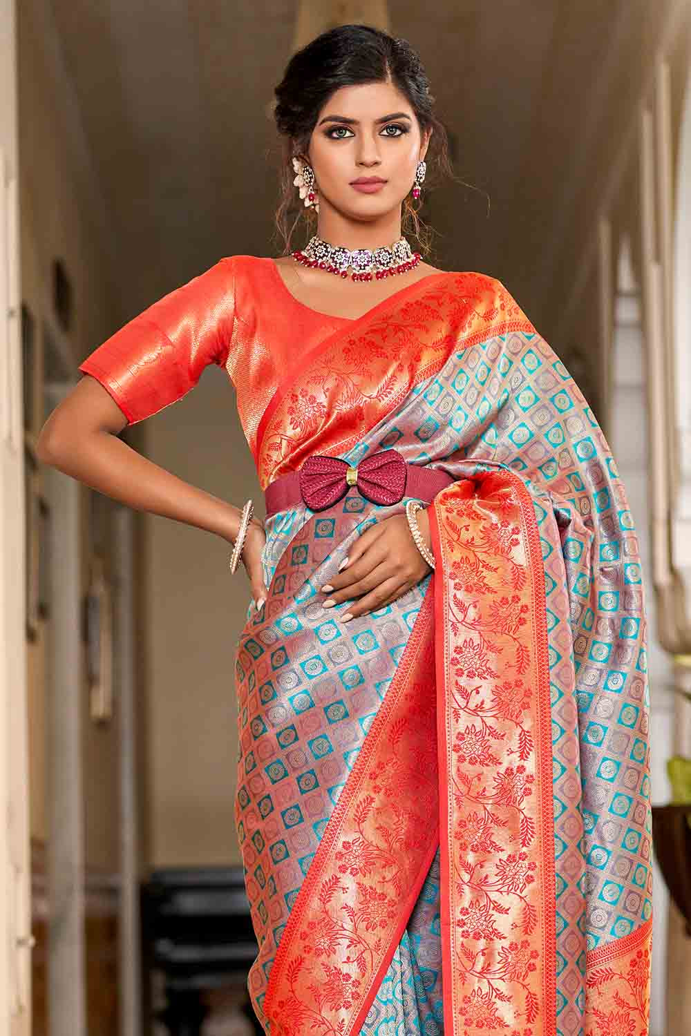 Buy Classic Red Woven Kanjivaram Saree - Special Wedding Edition Nitaraa