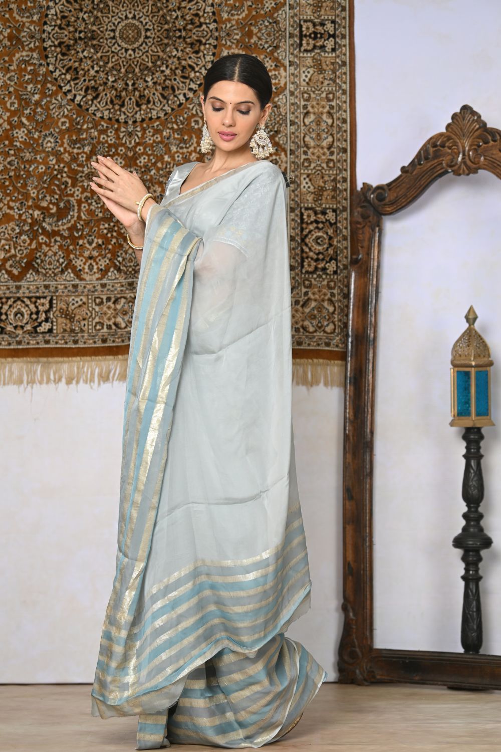 Buy Red Silk Blend Saree Nitaraa