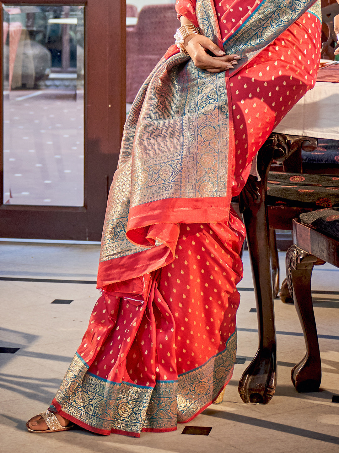 Bright Pink Banarasi Silk Zari Weaving Saree