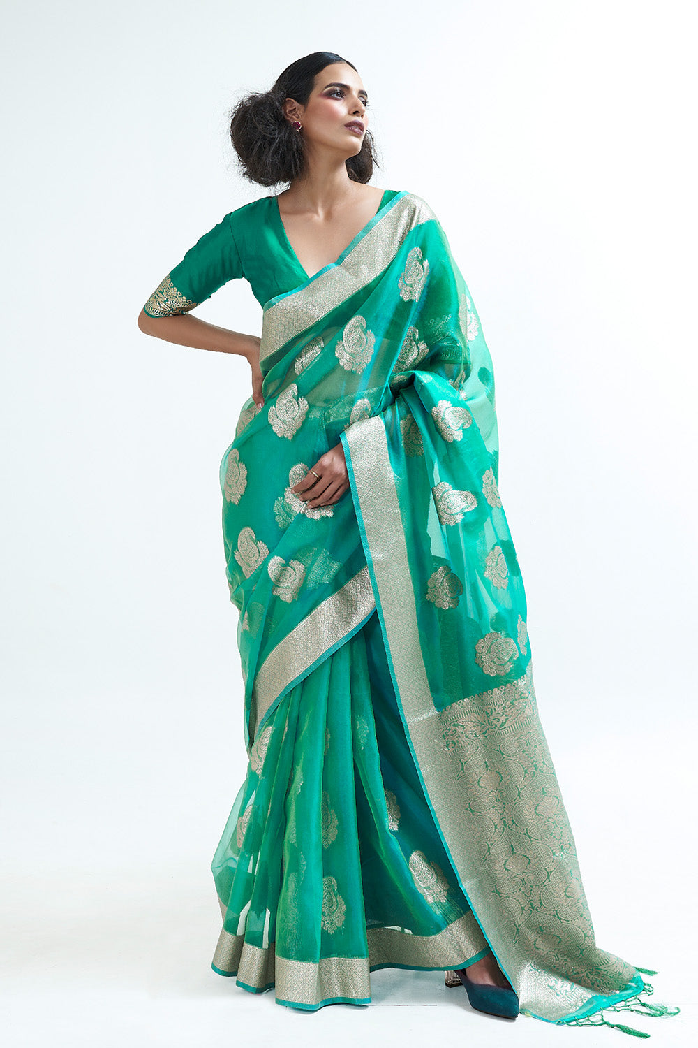 Buy Pink Silk Blend Saree Nitaraa