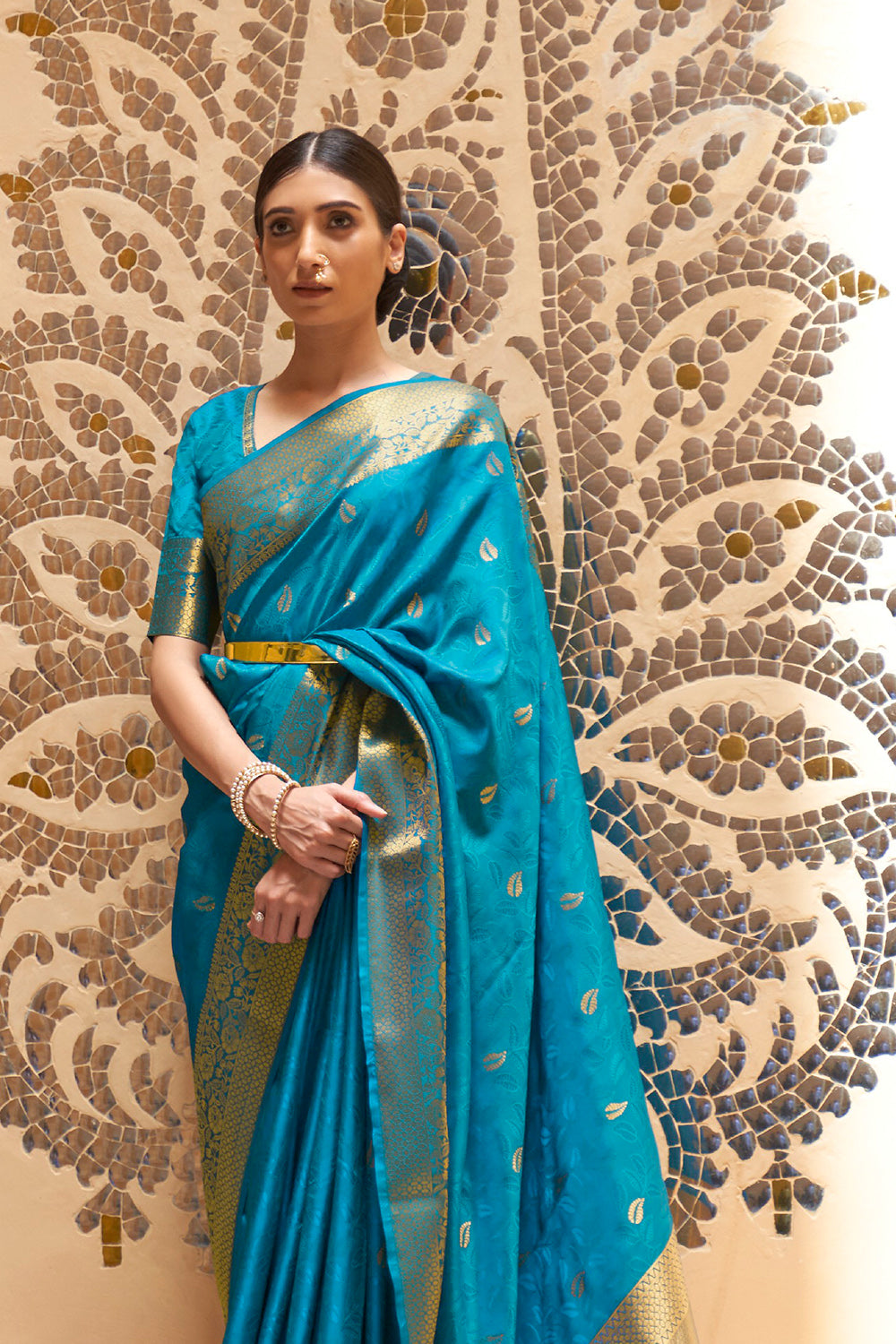 Buy Silver Grey Cotton Chikankari Saree Nitaraa