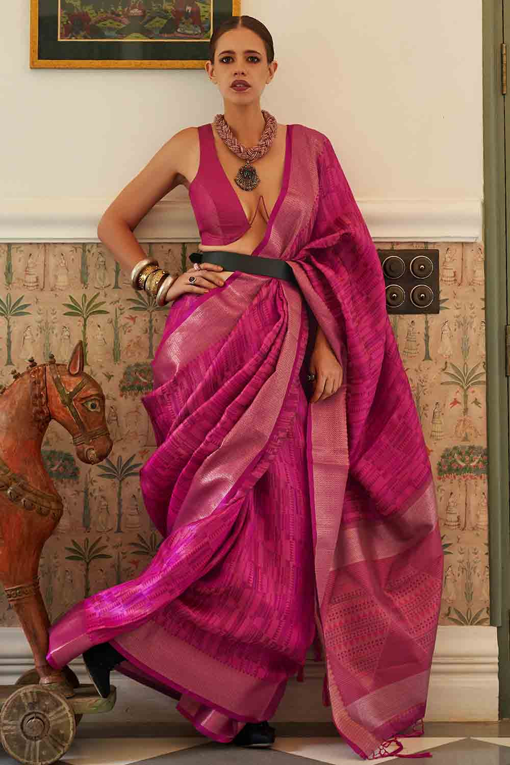 Buy Beige And Green Patola Saree Nitaraa