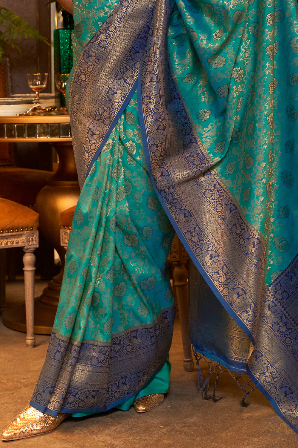 Buy Scarlet Red Organza Saree Nitaraa