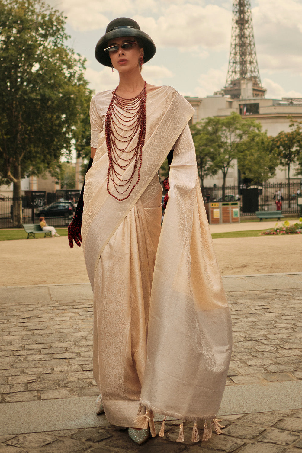 Cream Satin Silk Saree With Blouse Piece