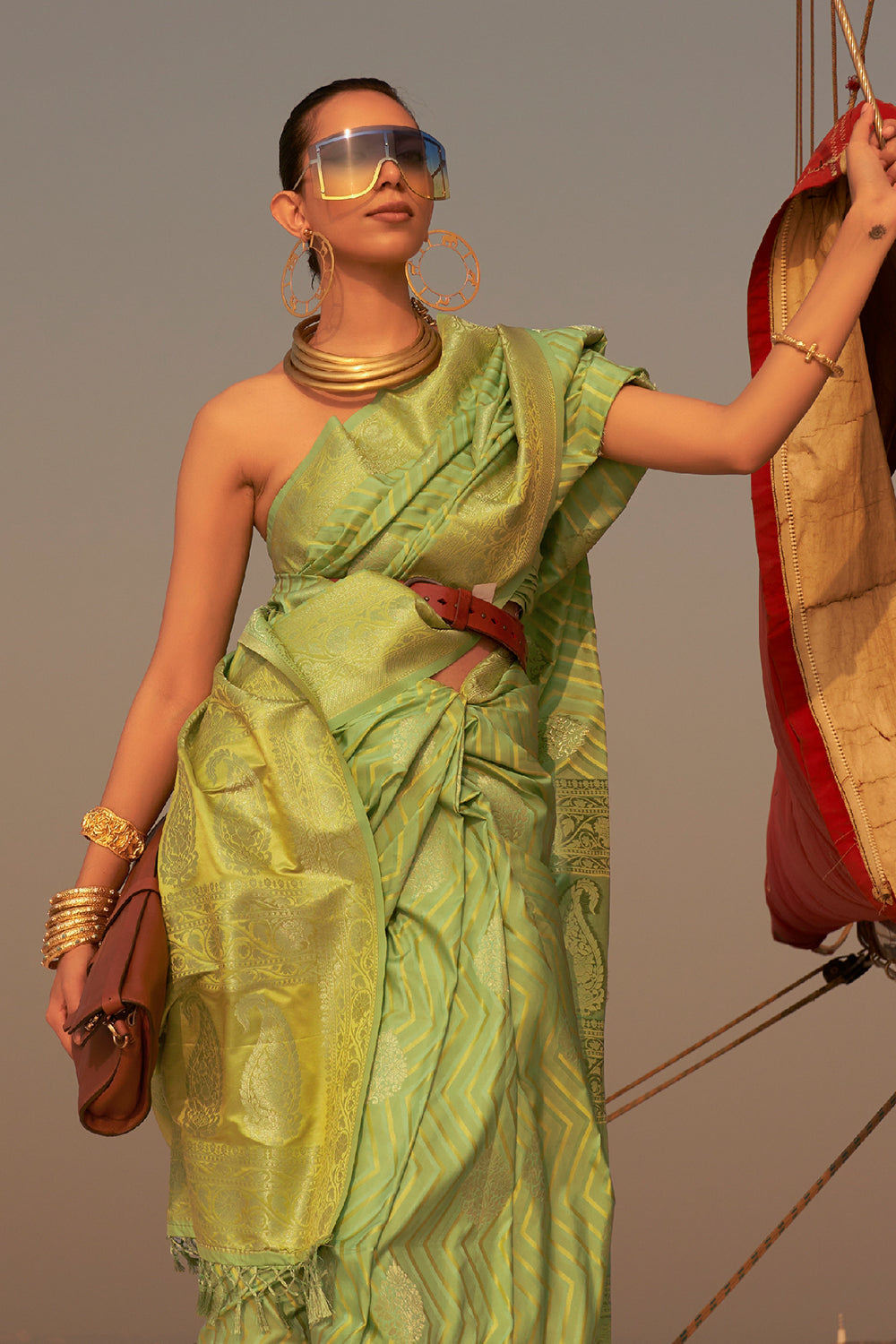 Buy Pink Silk Saree With Blouse Piece Nitaraa