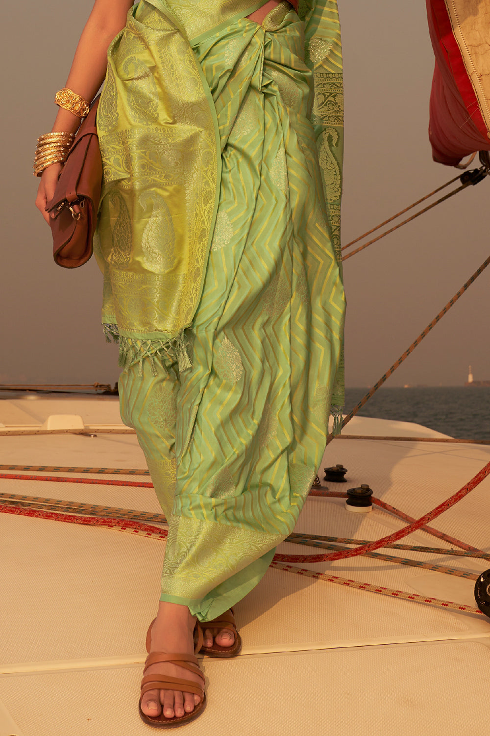 Buy Bottel Green Silk Saree With Blouse Piece Nitaraa
