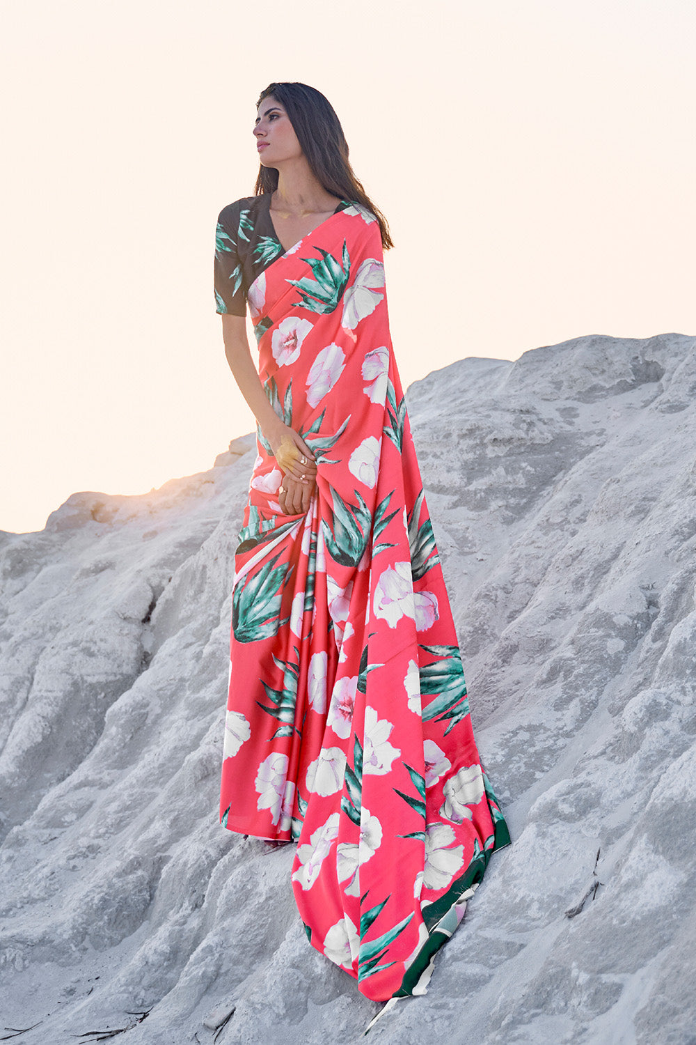 Buy Green Kashmiri Silk Saree With Blouse Piece Nitaraa