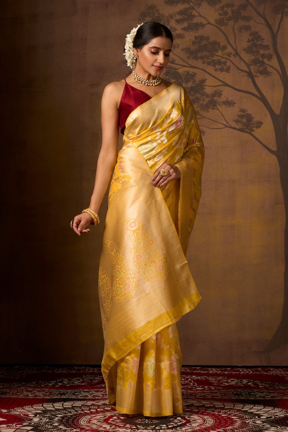 Buy Red Banarasi Silk Saree With Blouse Piece Nitaraa
