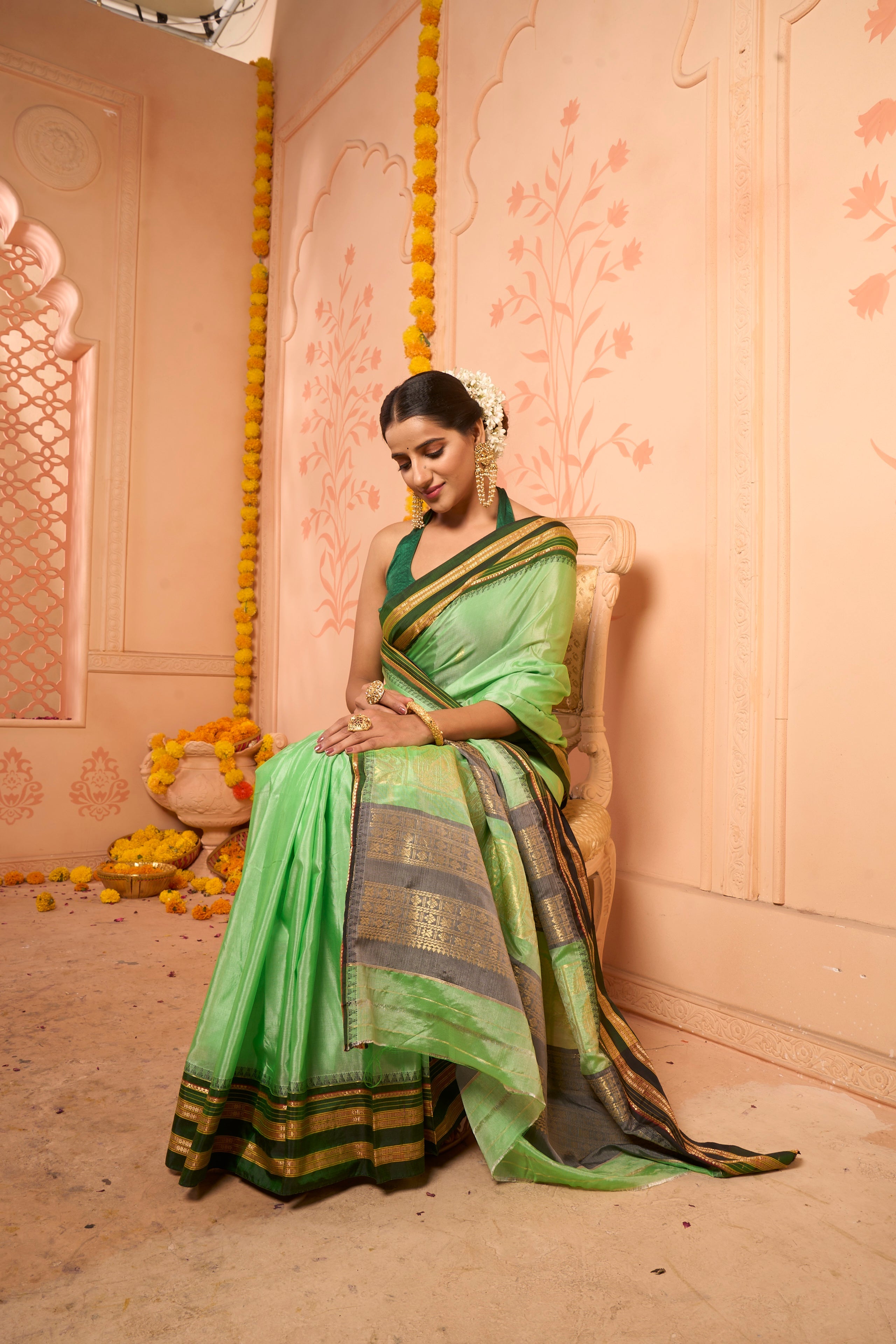 Buy White And Orange Pashmina Saree Nitaraa