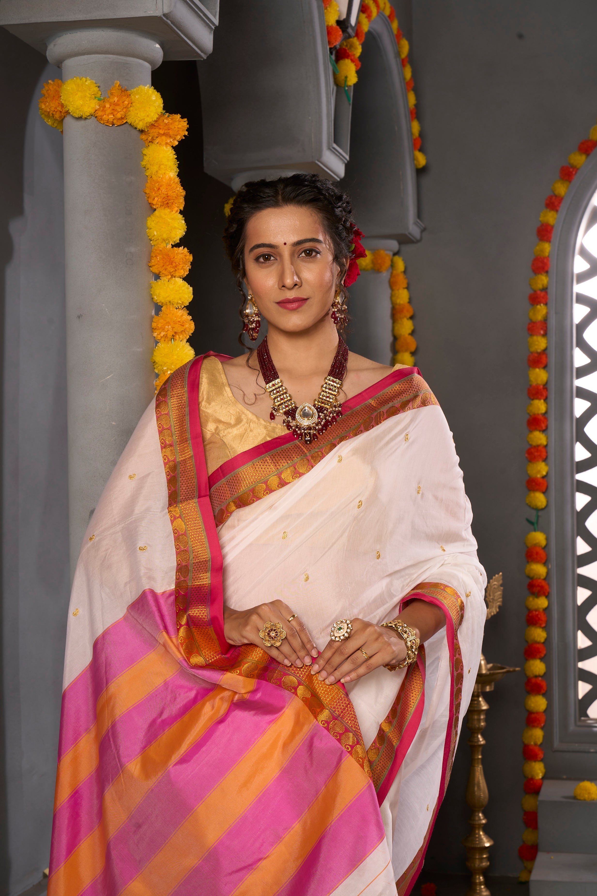 Buy Moss Green Butti Ilkal Sarees Nitaraa